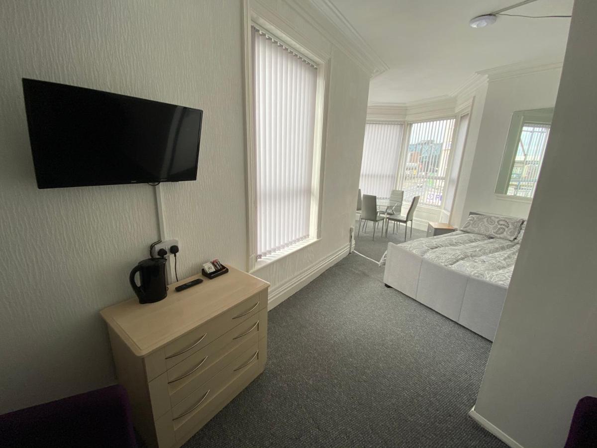 The Honley Hotel Blackpool Kültér fotó