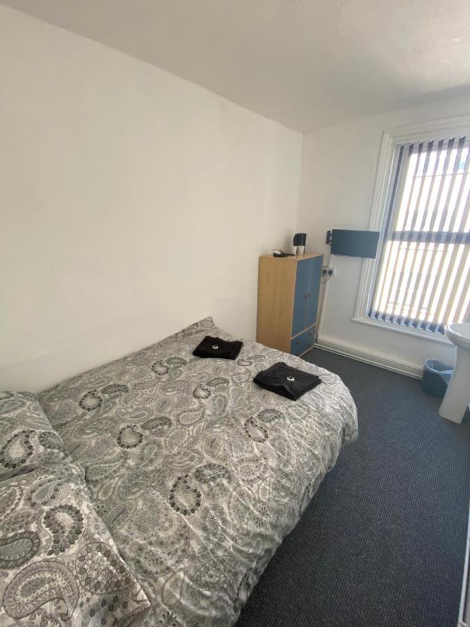 The Honley Hotel Blackpool Kültér fotó