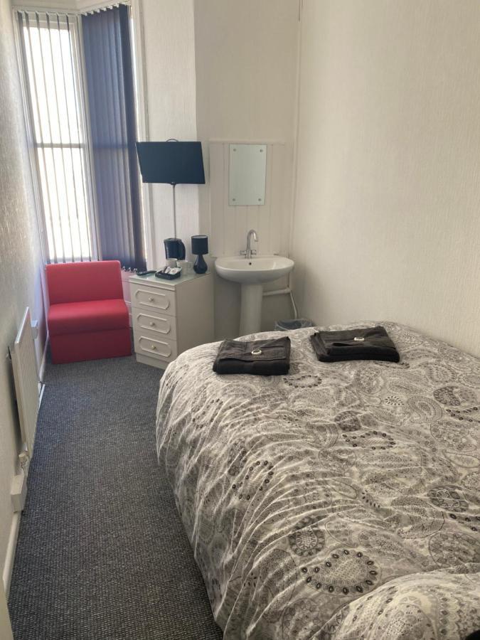 The Honley Hotel Blackpool Kültér fotó